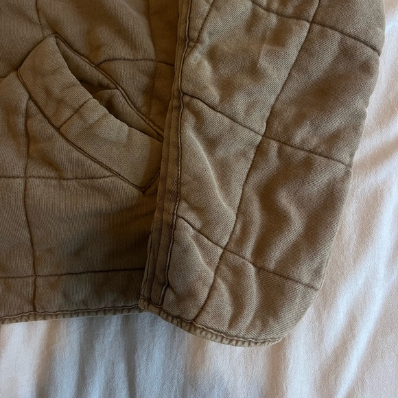 Dolman Quilted Knit Jacket in camel - Picture 3 of 7
